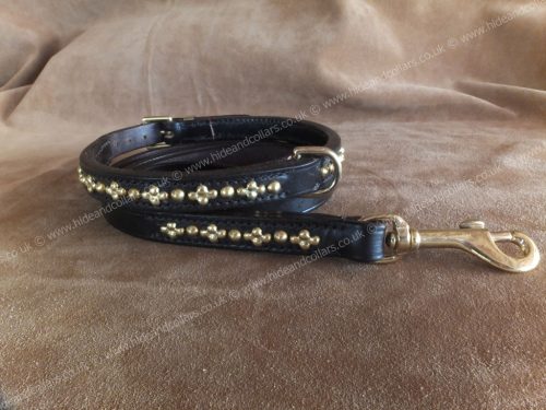 staffordshire bull terrier collar. round stud and four ball.